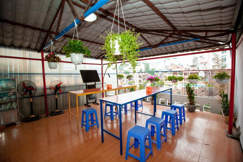 Halong Party Hostel Ha Long Exterior photo